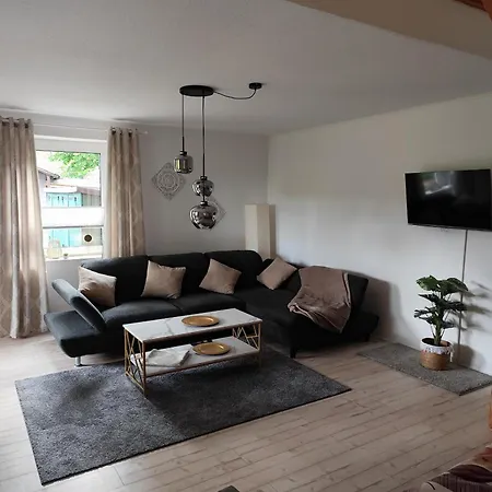 Monteur Und Familien Ferienwohnung Auetal